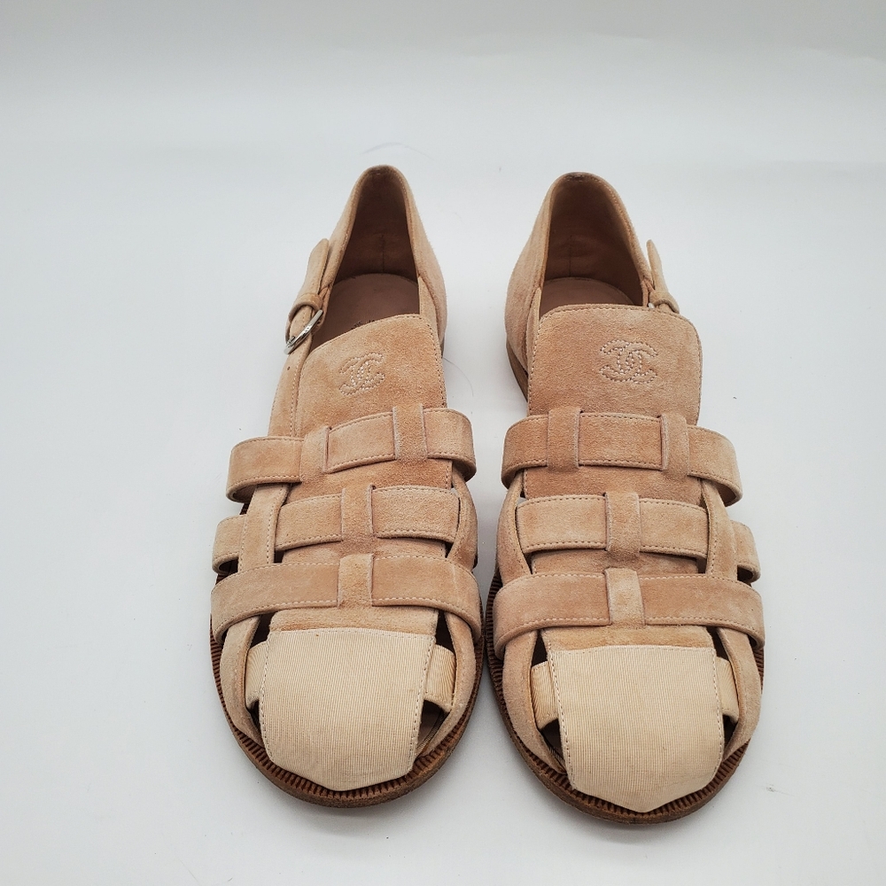 CHANEL CC Logo Fisherman Sandals 41